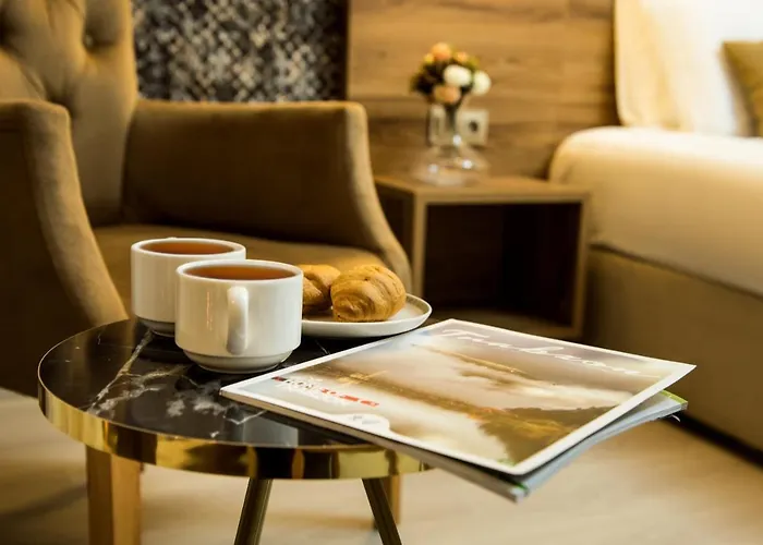 White House 3* Τραμπζόν