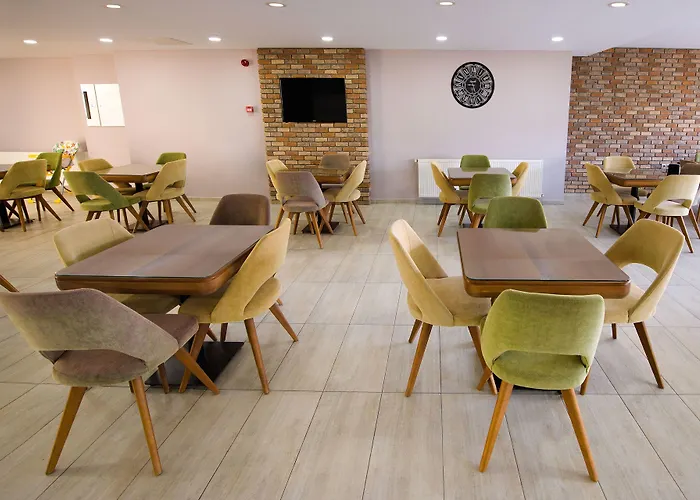 White House 3* Τραμπζόν