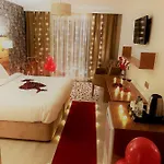 Hotel White House