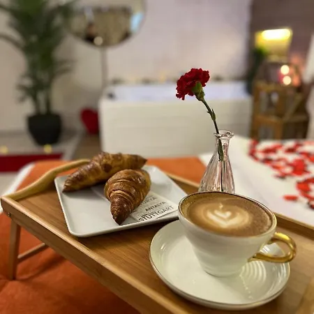 White House Szálloda