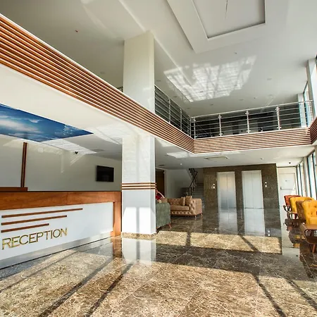 酒店 White House 特拉布宗