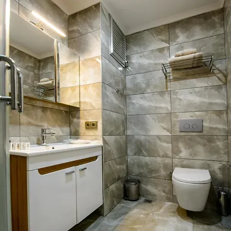 酒店 White House 特拉布宗